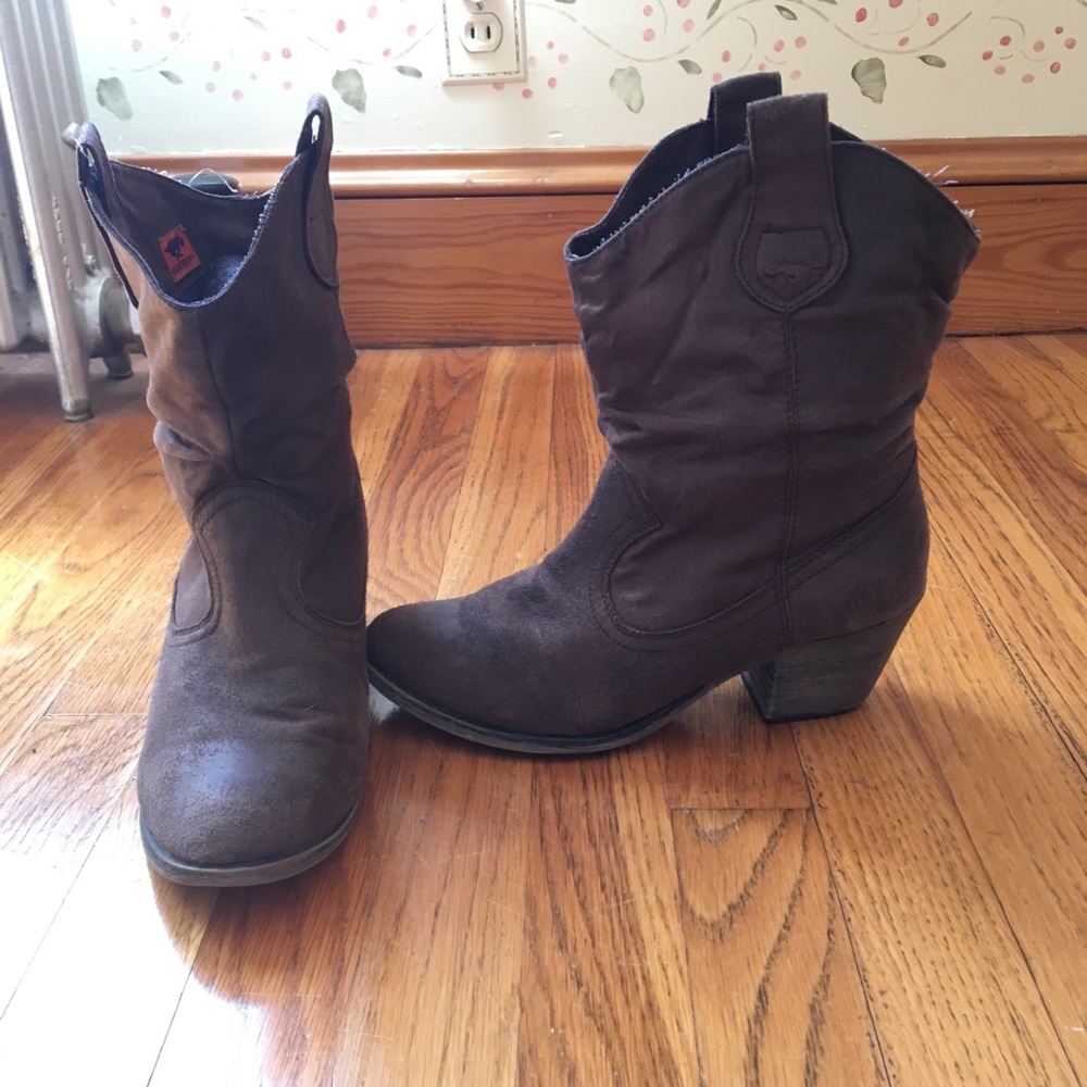 Western style ankle boots.